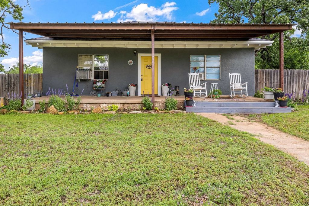 506 W 2nd Street, Cisco
