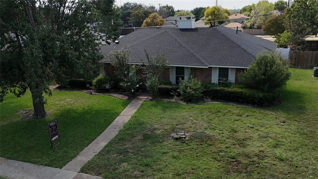 1713 Omar Drive, Mesquite