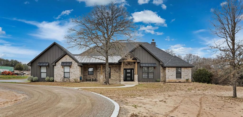 7101 Fm 1886, Azle