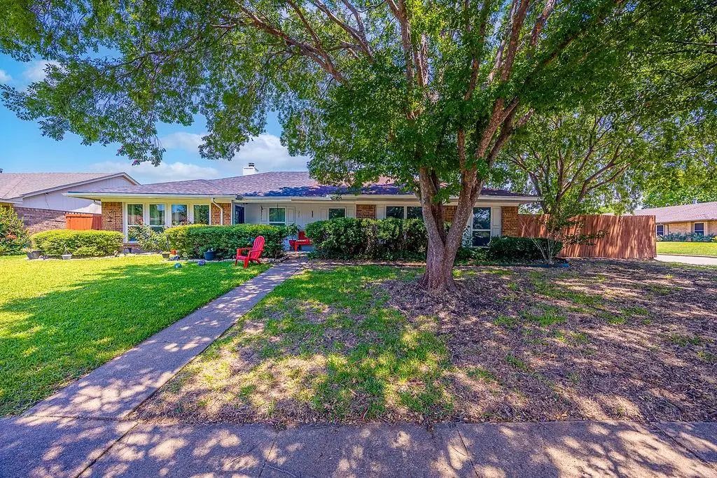 319 Cole Street, Garland