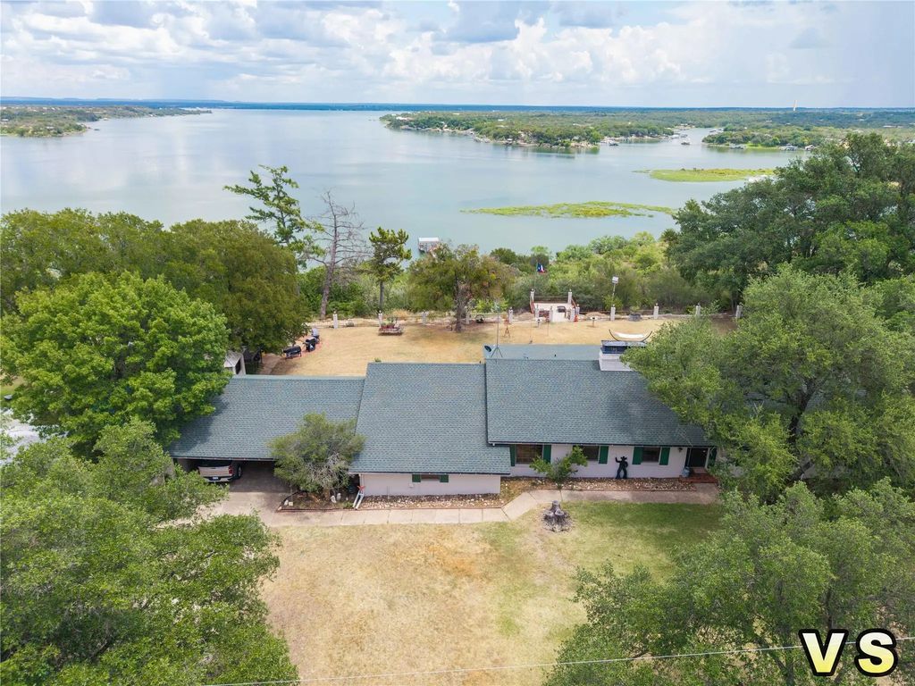 8110 County Road 572, Brownwood