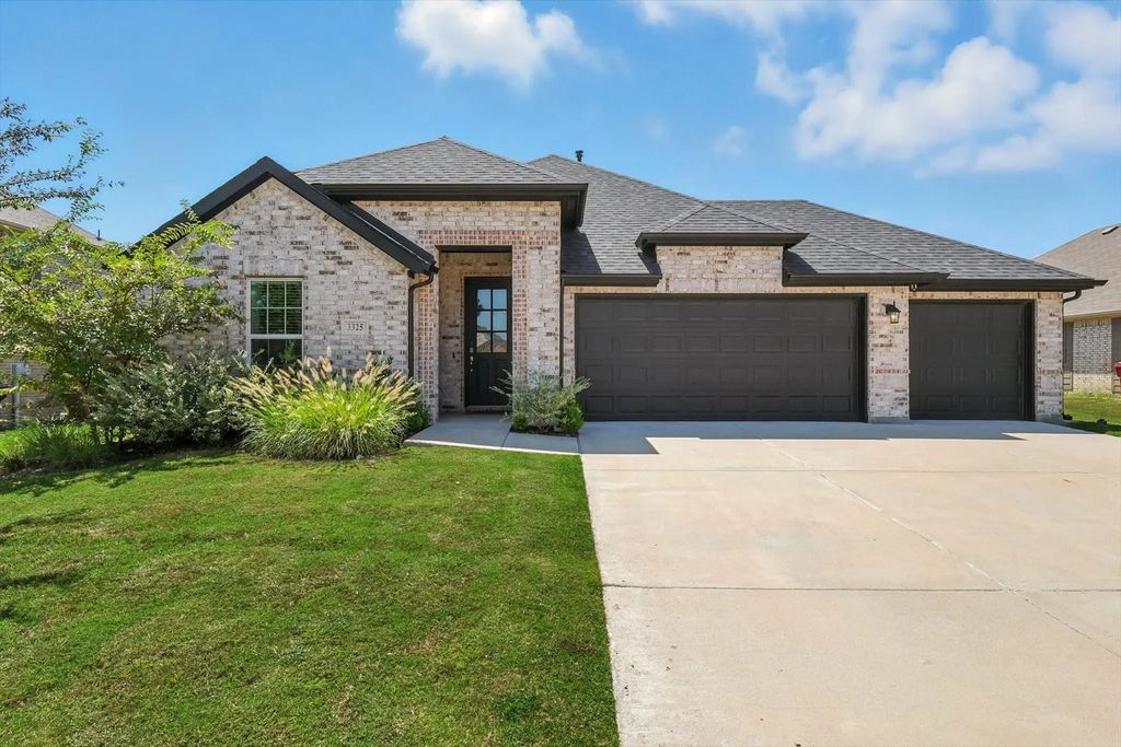 3325 Woodland, Royse City
