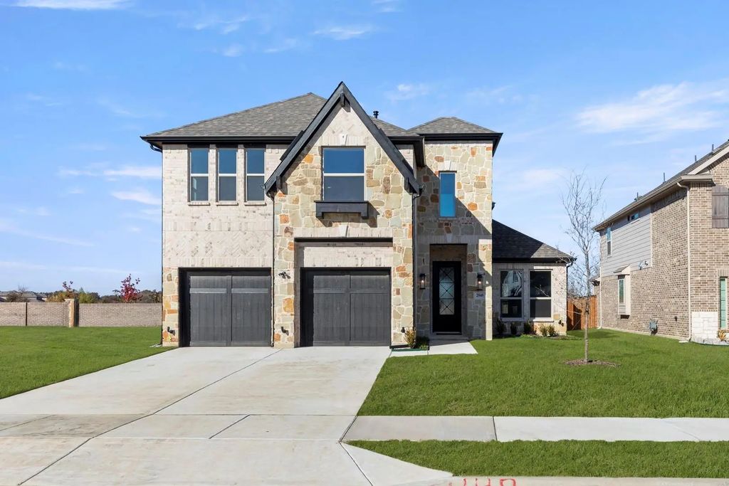 2040 Valencia, Little Elm