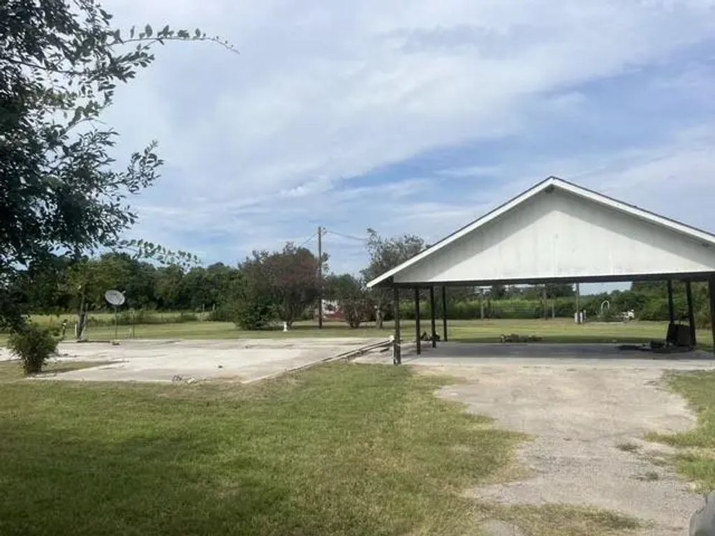 1146 Fm 1771, Kosse