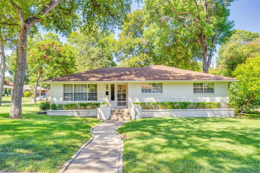 545 Hillvale Drive, Dallas