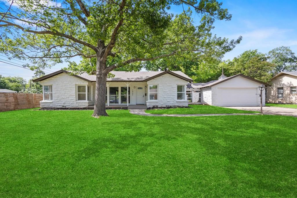 1304 Barnes Drive, Arlington