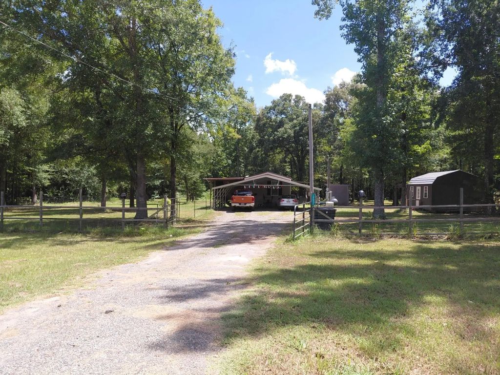 10855 Winrock Road, Mooringsport
