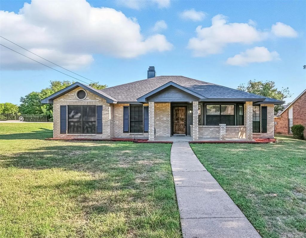 1057 Opal Drive, DeSoto
