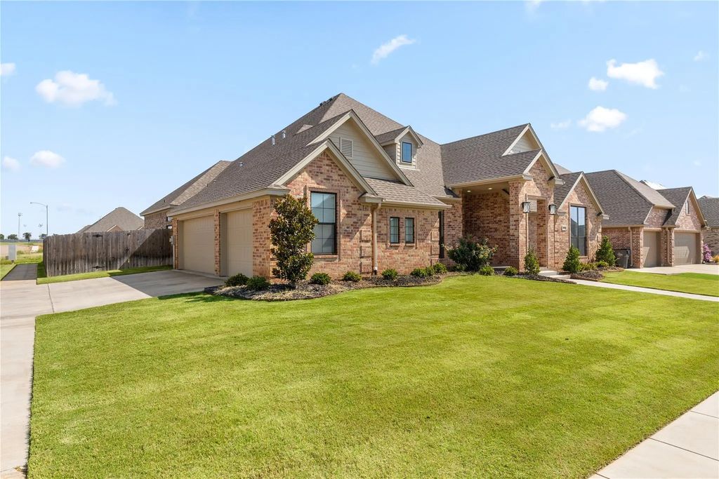 5682 Black Stone Drive, Wichita Falls