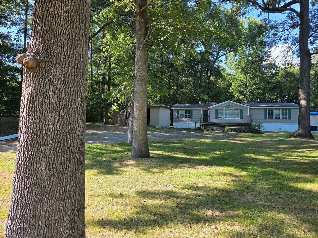 2150 Twin Lake Drive, Benton