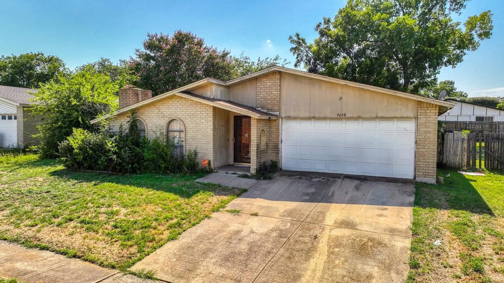7208 Baird Drive, Fort Worth