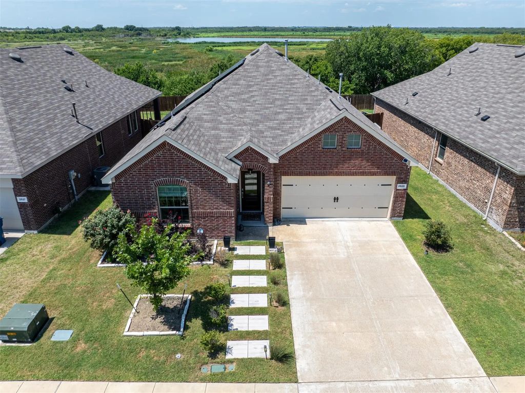 2529 Real Quiet Drive, Forney
