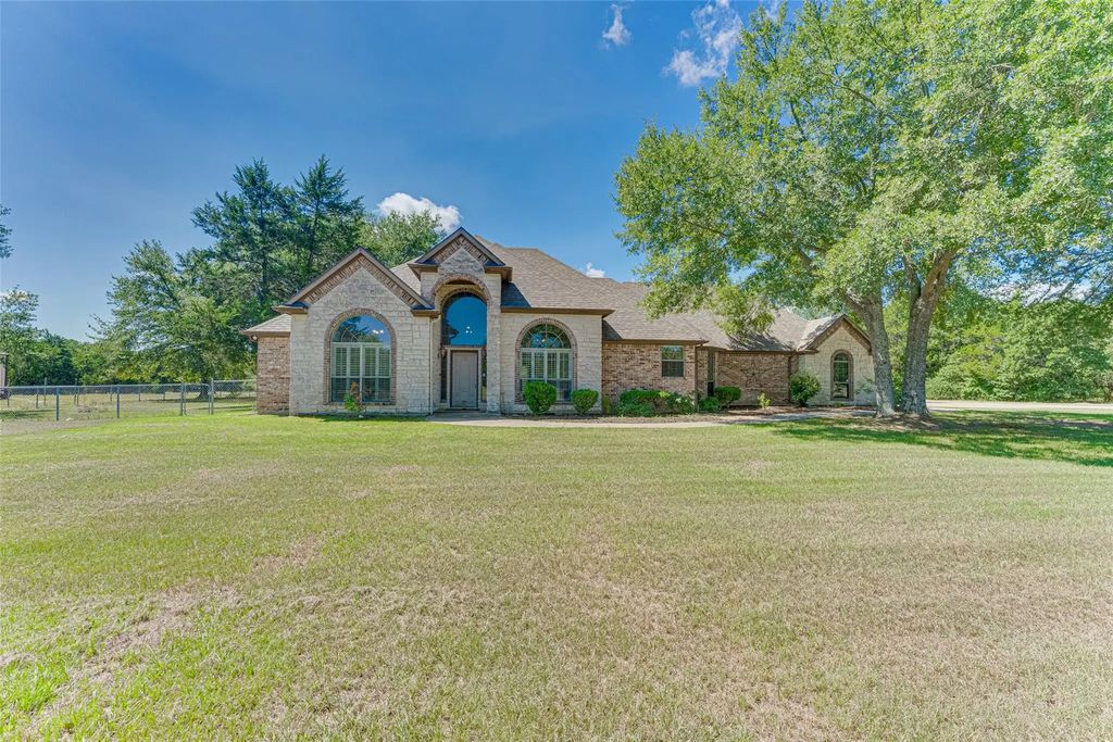 535 Angela Lane, Greenville