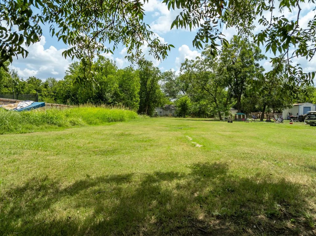 3922 Memorial Drive, Waco