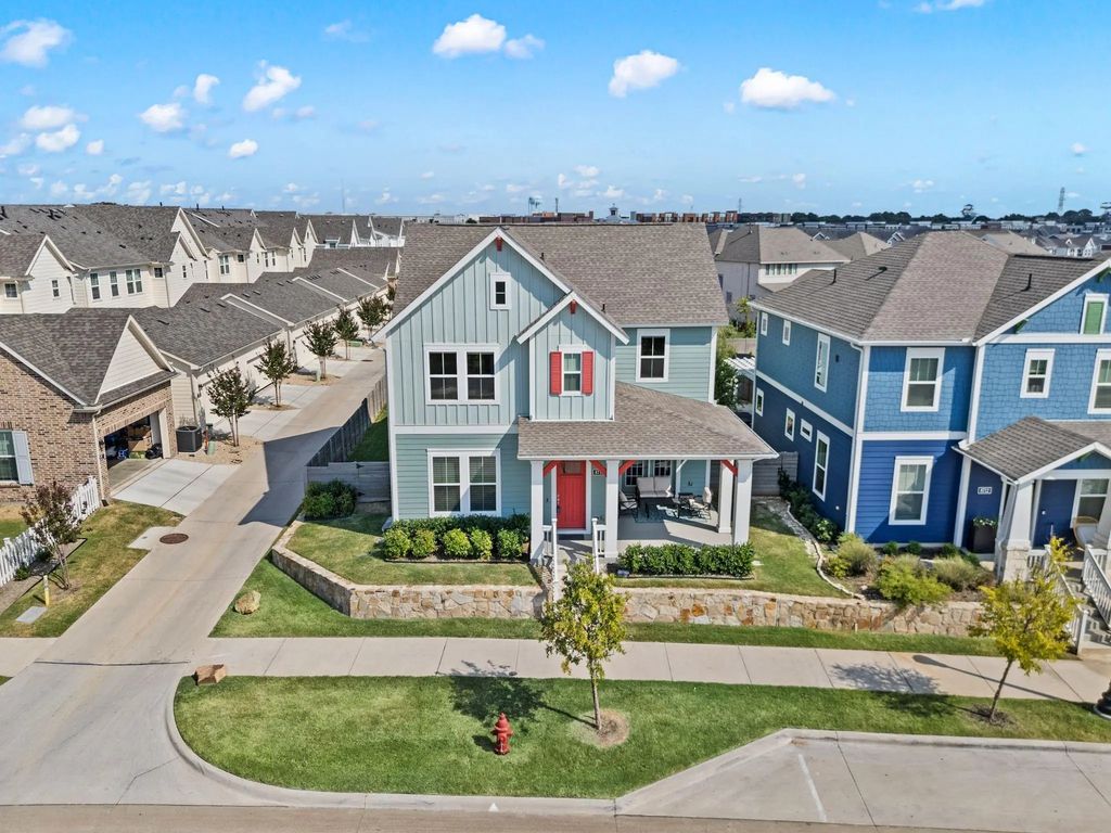 8716 Bridge Street, North Richland Hills