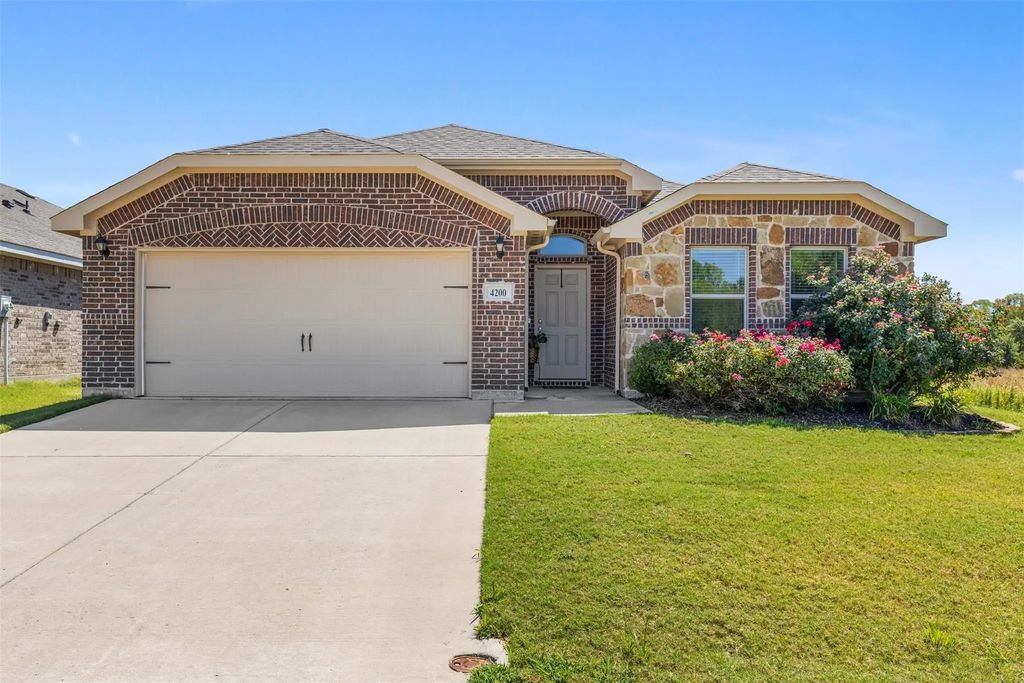 4200 Cordata Drive, Melissa