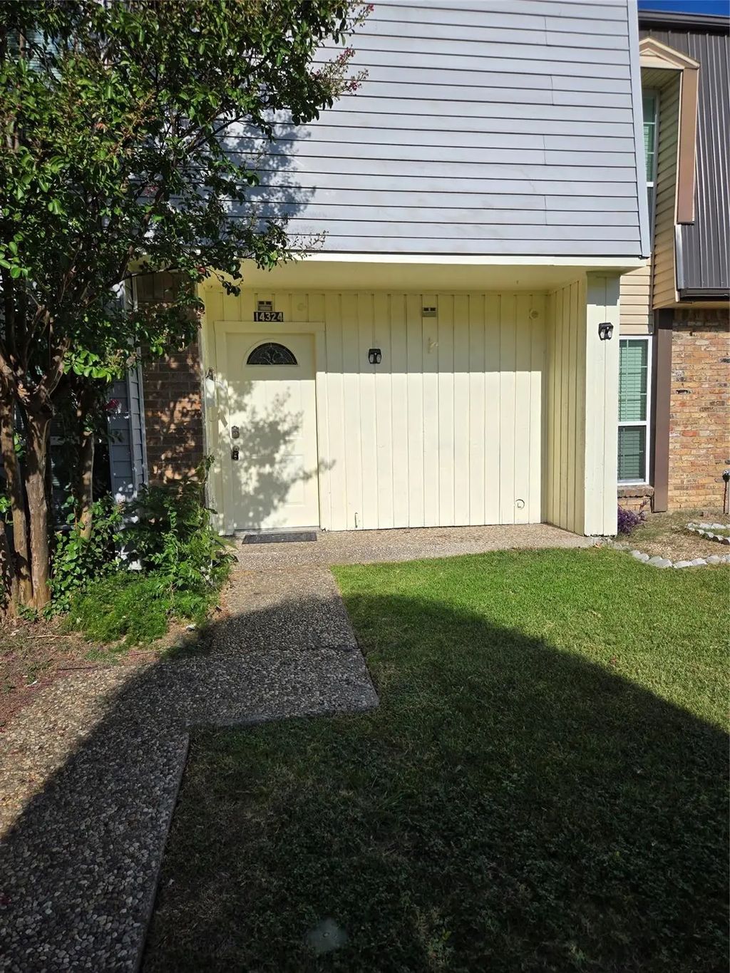 14324 Haymeadow Circle, Dallas