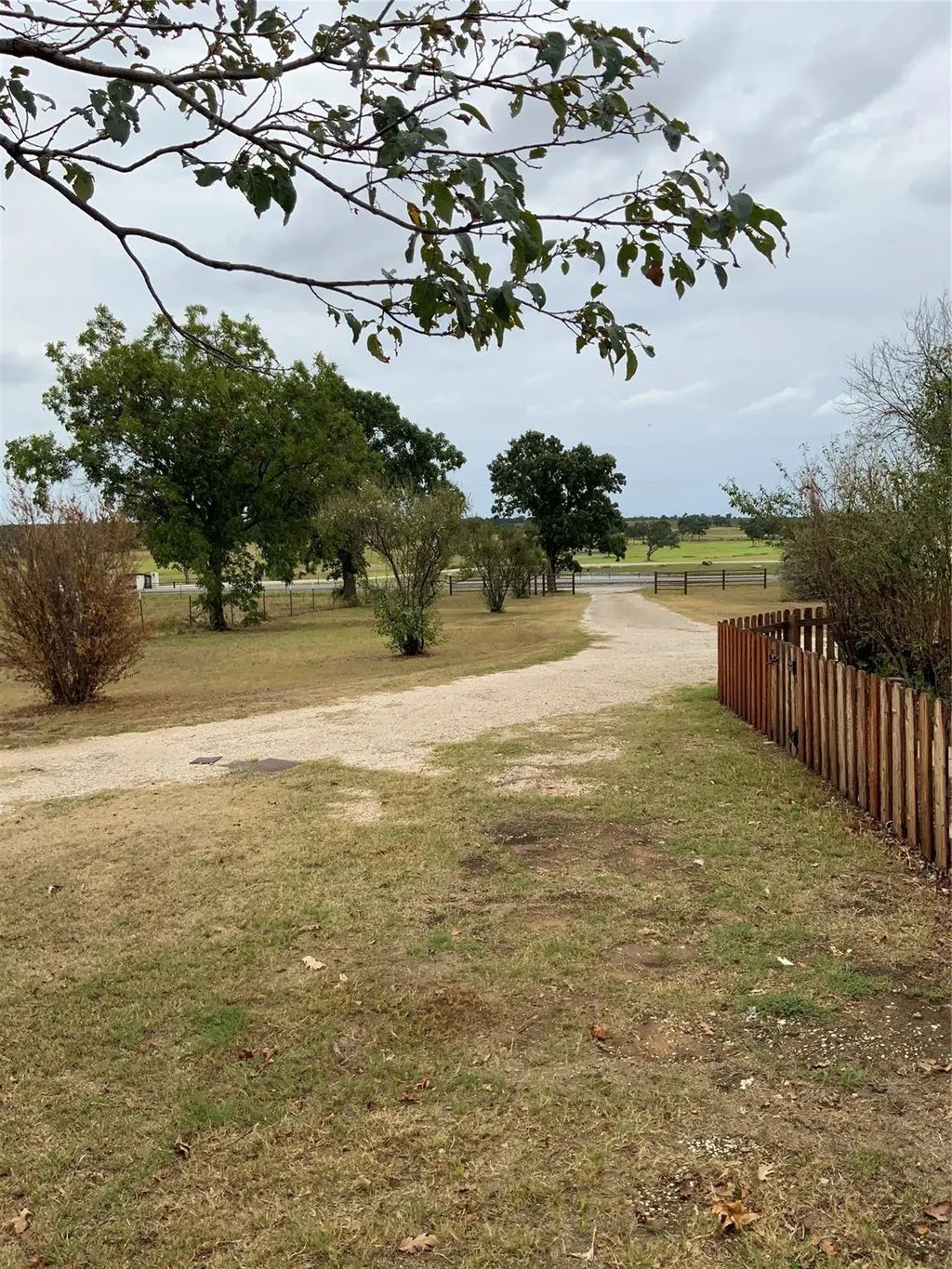 380 N West Street, Jacksboro
