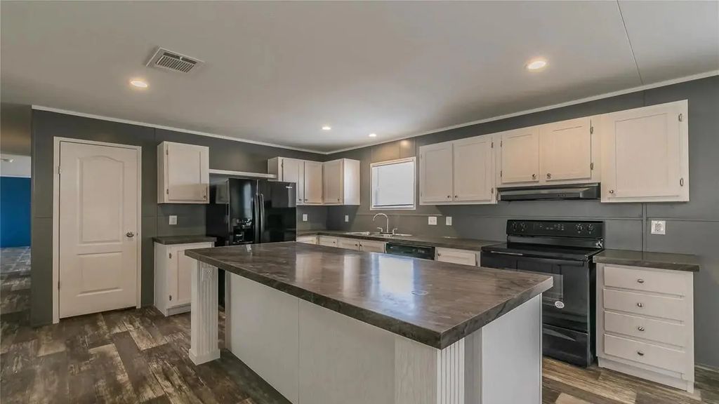620 County Road 2937, Decatur