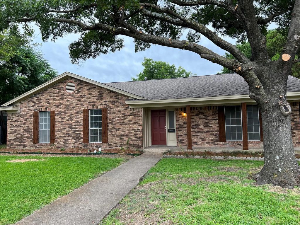 1838 Gross Road, Dallas