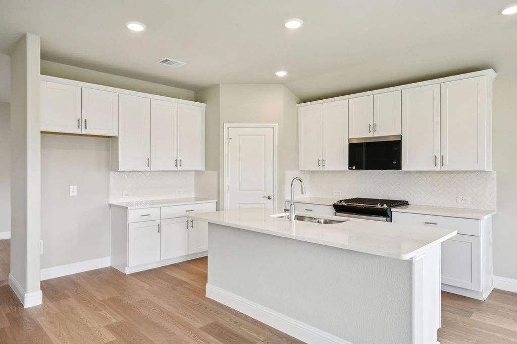 517 Tidal Drive, Princeton