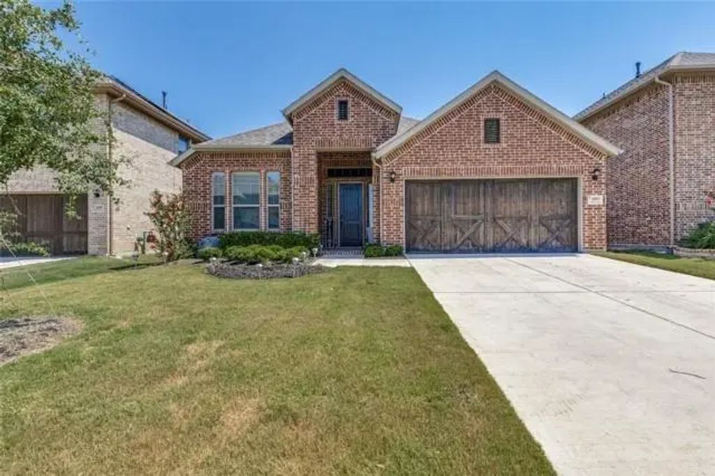 2807 Durham Drive, Mansfield
