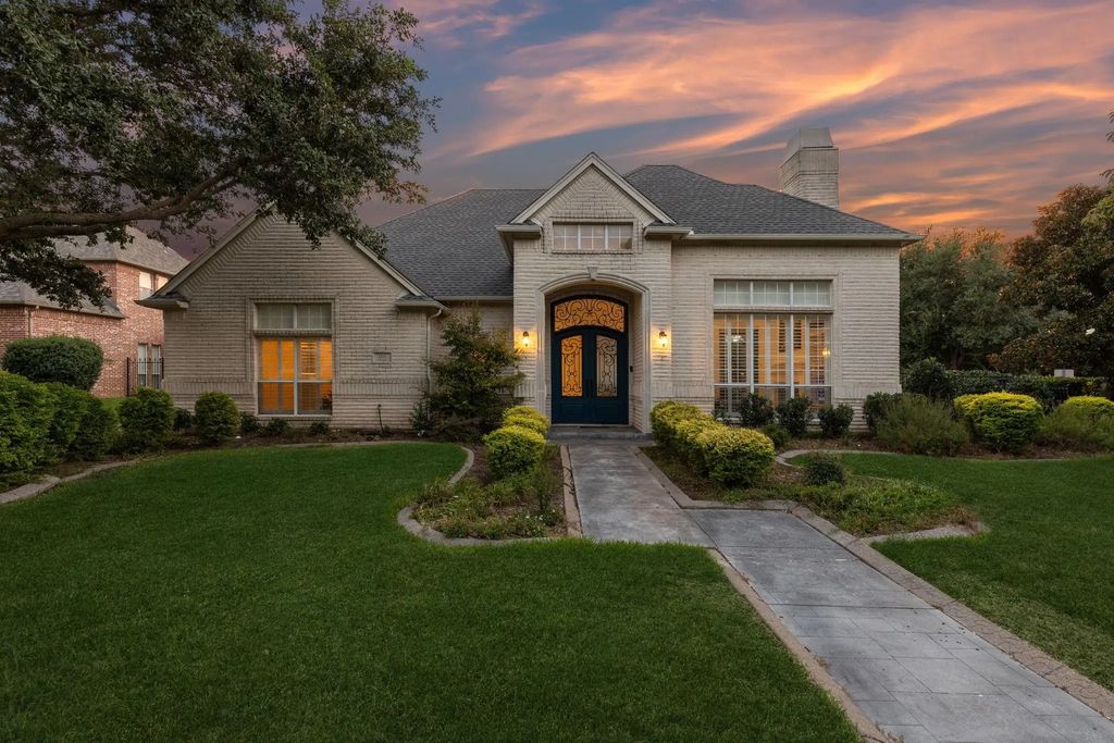 1201 Lorraine Court, Southlake