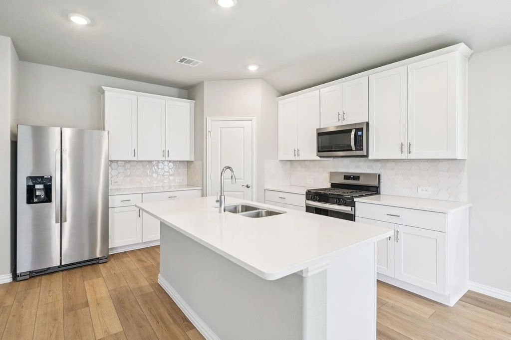 4108 Waco Drive, Farmersville