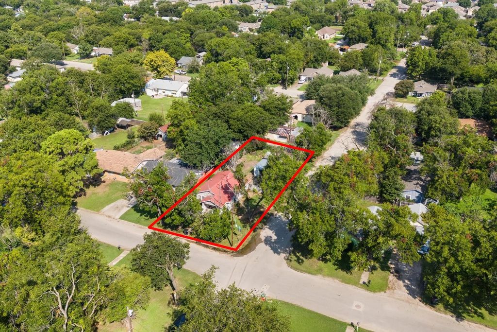 402 Turner Street, Cleburne