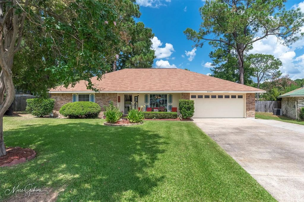 6144 Fairington Court, Shreveport