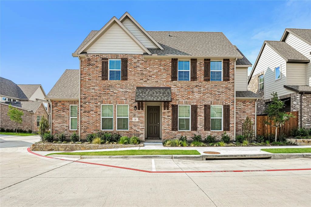 1105 Fallgate Drive, Saginaw
