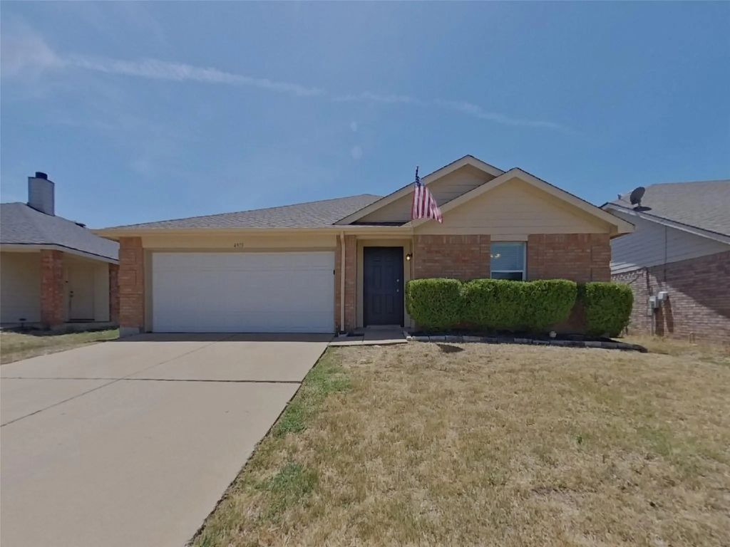 4913 Creek Ridge Trail, Fort Worth