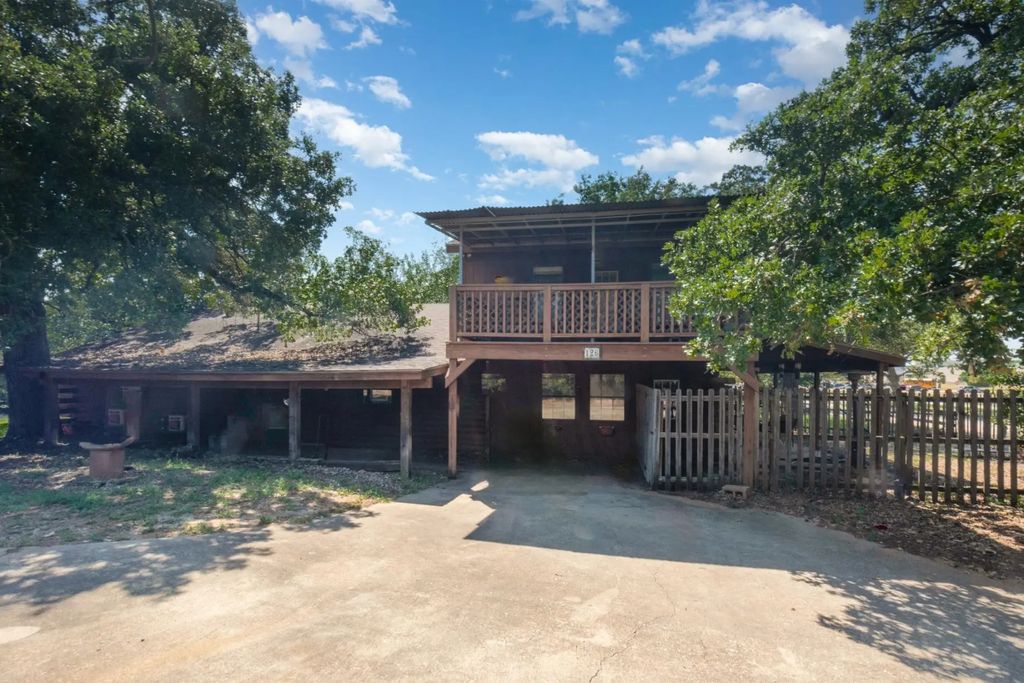 126 N Garza Road, Shady Shores