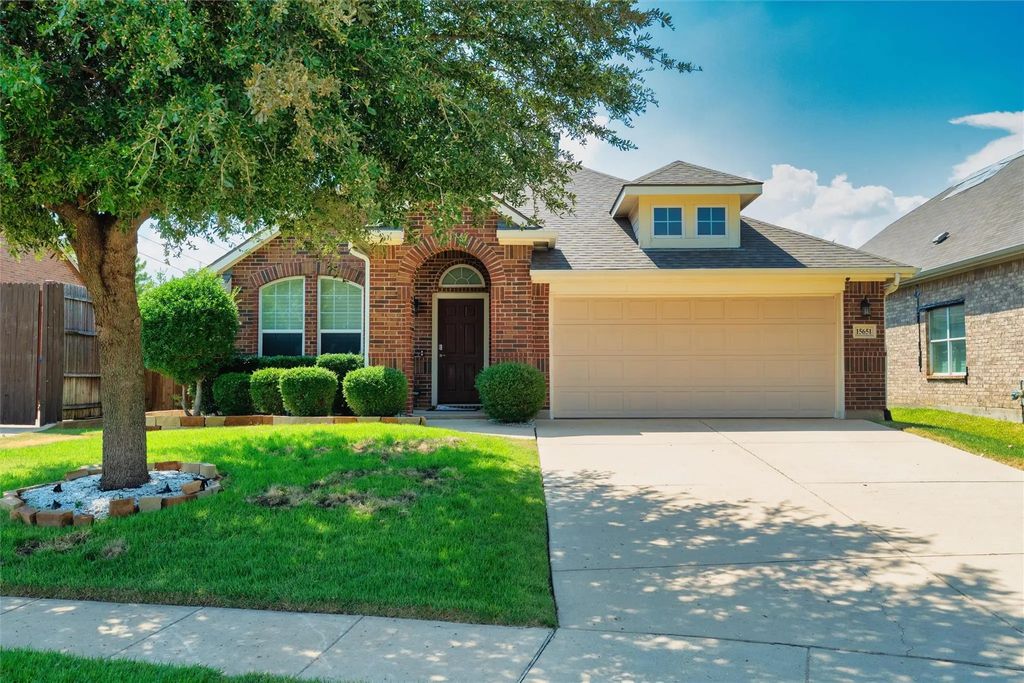 15651 Gatehouse Drive, Fort Worth