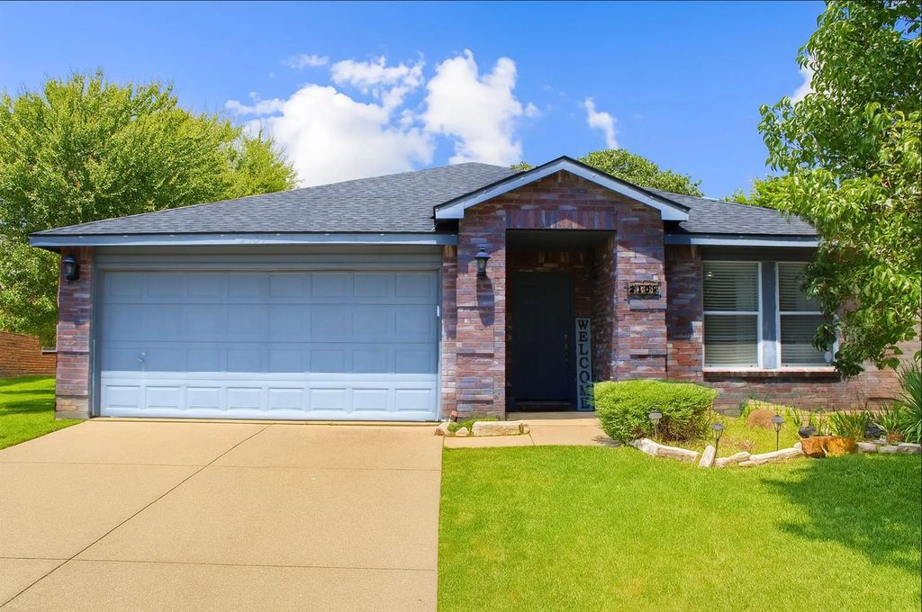 2109 Doecrest Drive, Denton