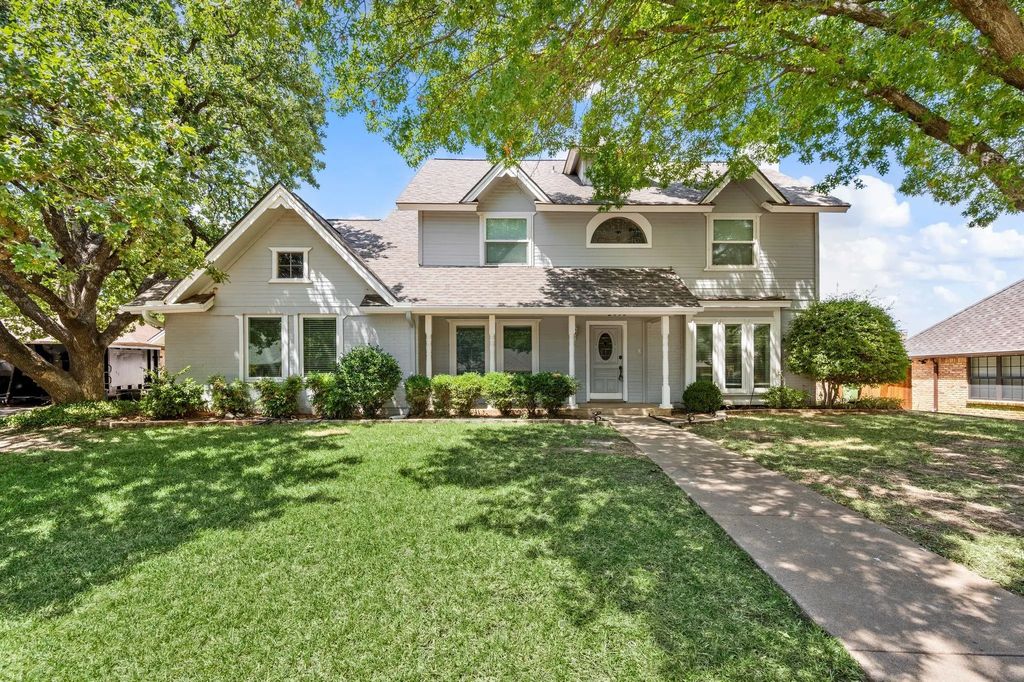 2436 Brookgreen Court, Bedford