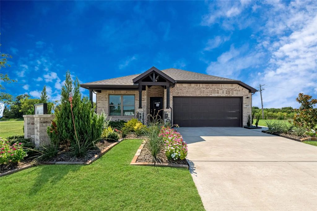 6618 Ellesmere Drive, Greenville