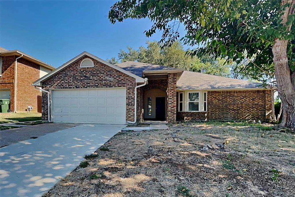 1828 Hamilton Drive, Flower Mound