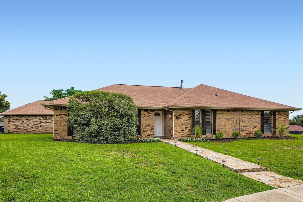 1610 Concord Place, Carrollton