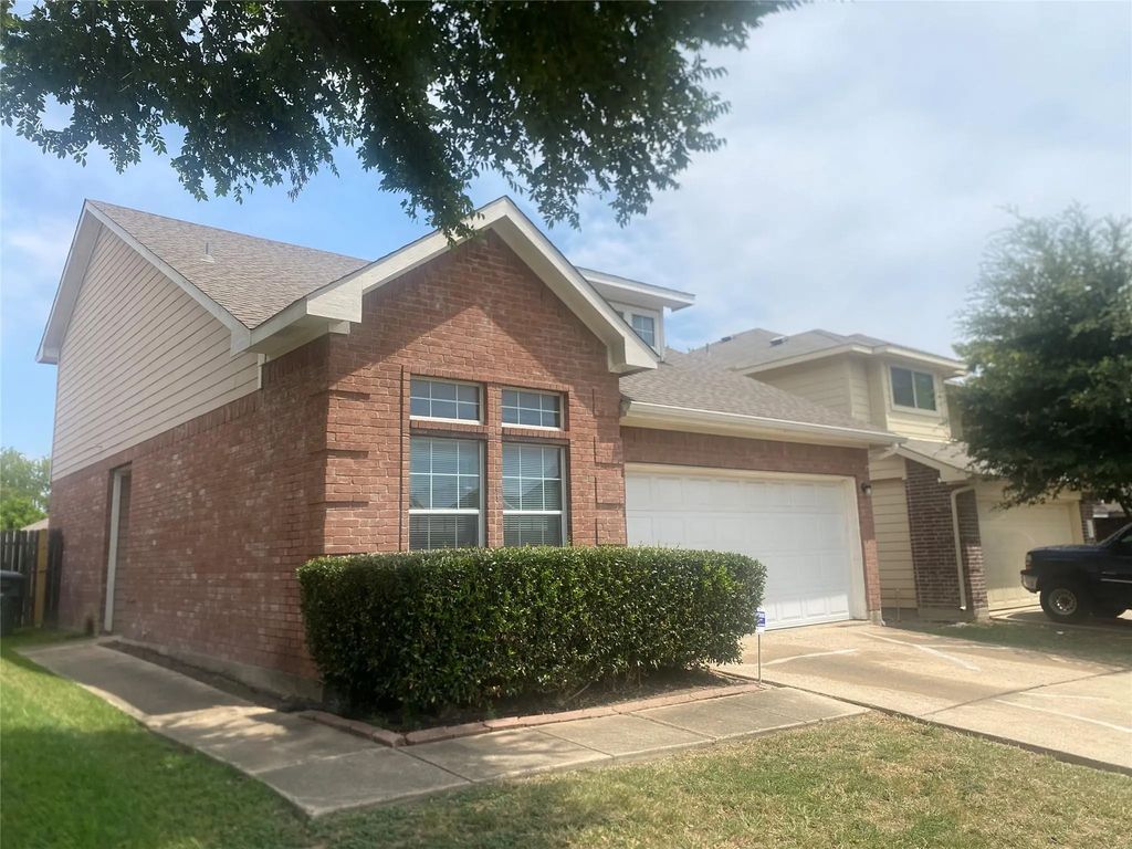 238 Cliff Heights Drive, Dallas