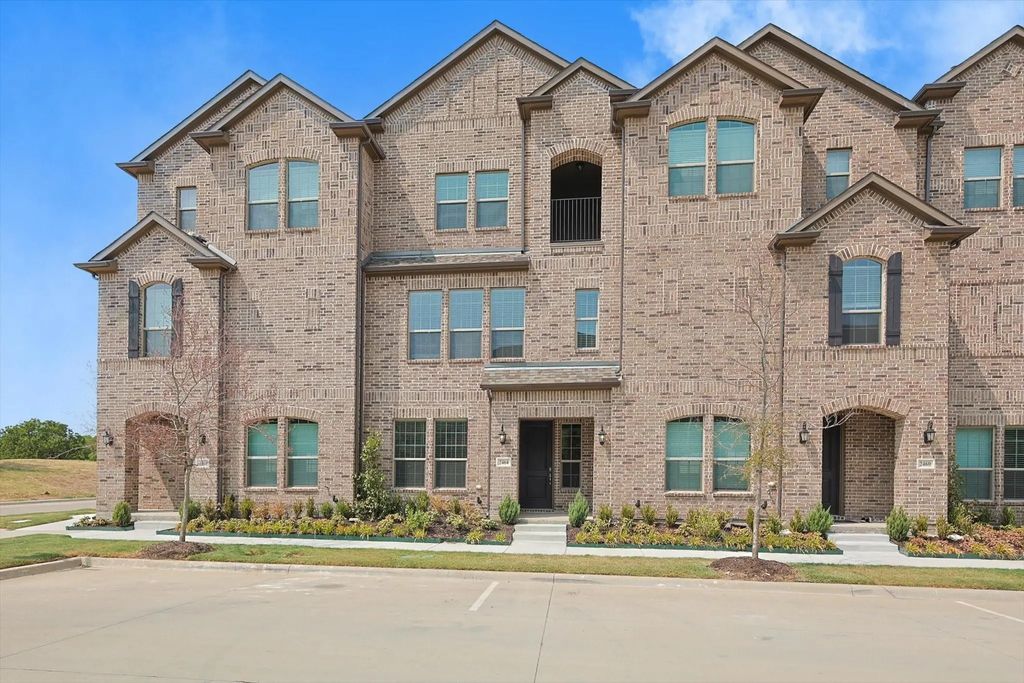 2464 Merriweather Lane, Flower Mound