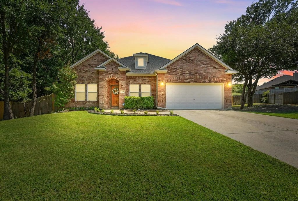 620 Knollwood Trail Court, Oak Point