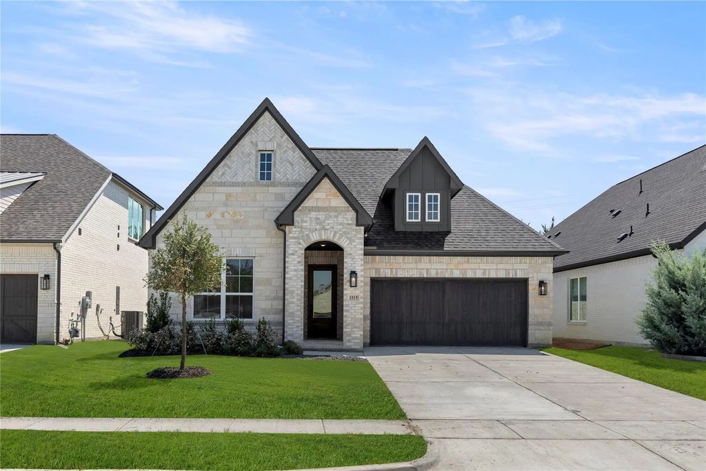 1019 Olympic Drive, Rockwall