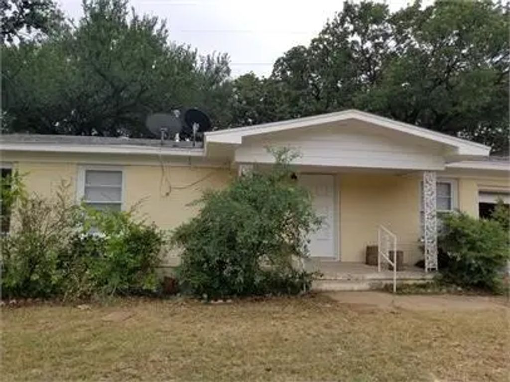 5908 Maceo Lane, Fort Worth