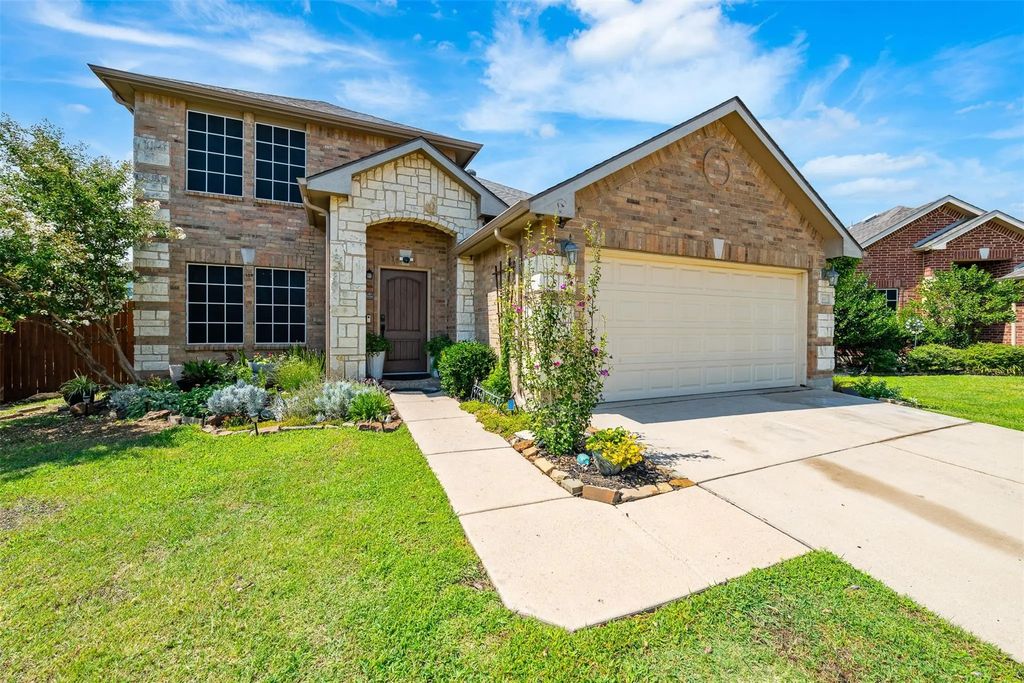 2440 Horseback Trail, Fort Worth