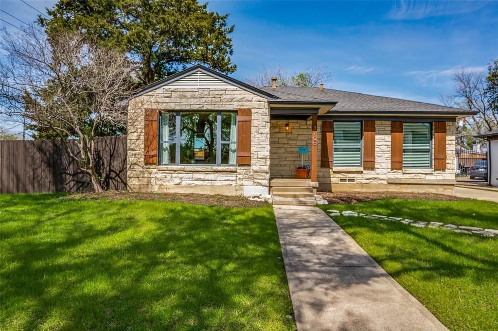 3705 Rockdale Drive, Dallas