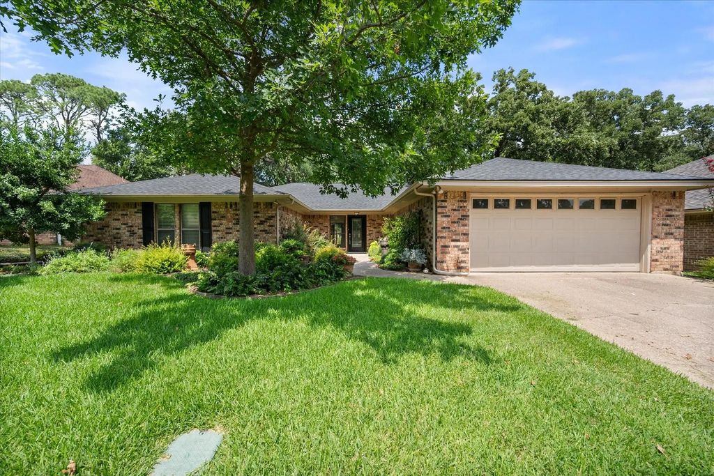 3511 Tomlinson Court, Arlington