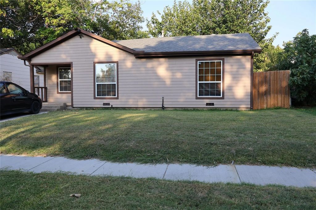 941 Sw 4th Street, Grand Prairie