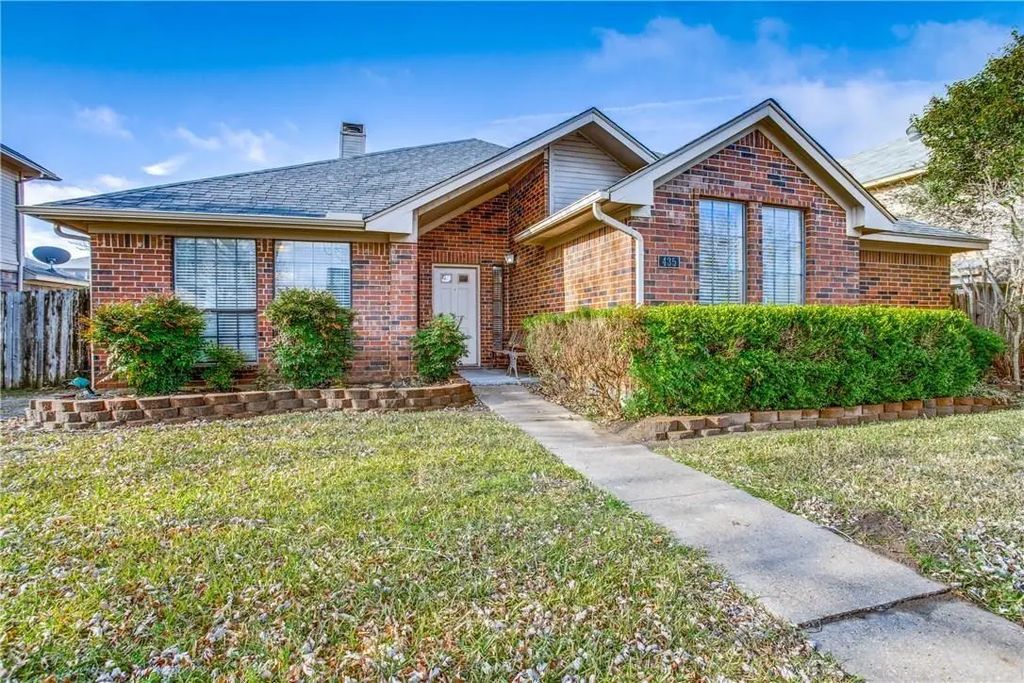 435 L Thompson Street, Cedar Hill