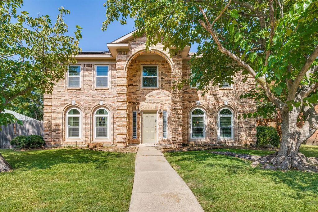 2213 Loretta Lane, Rowlett